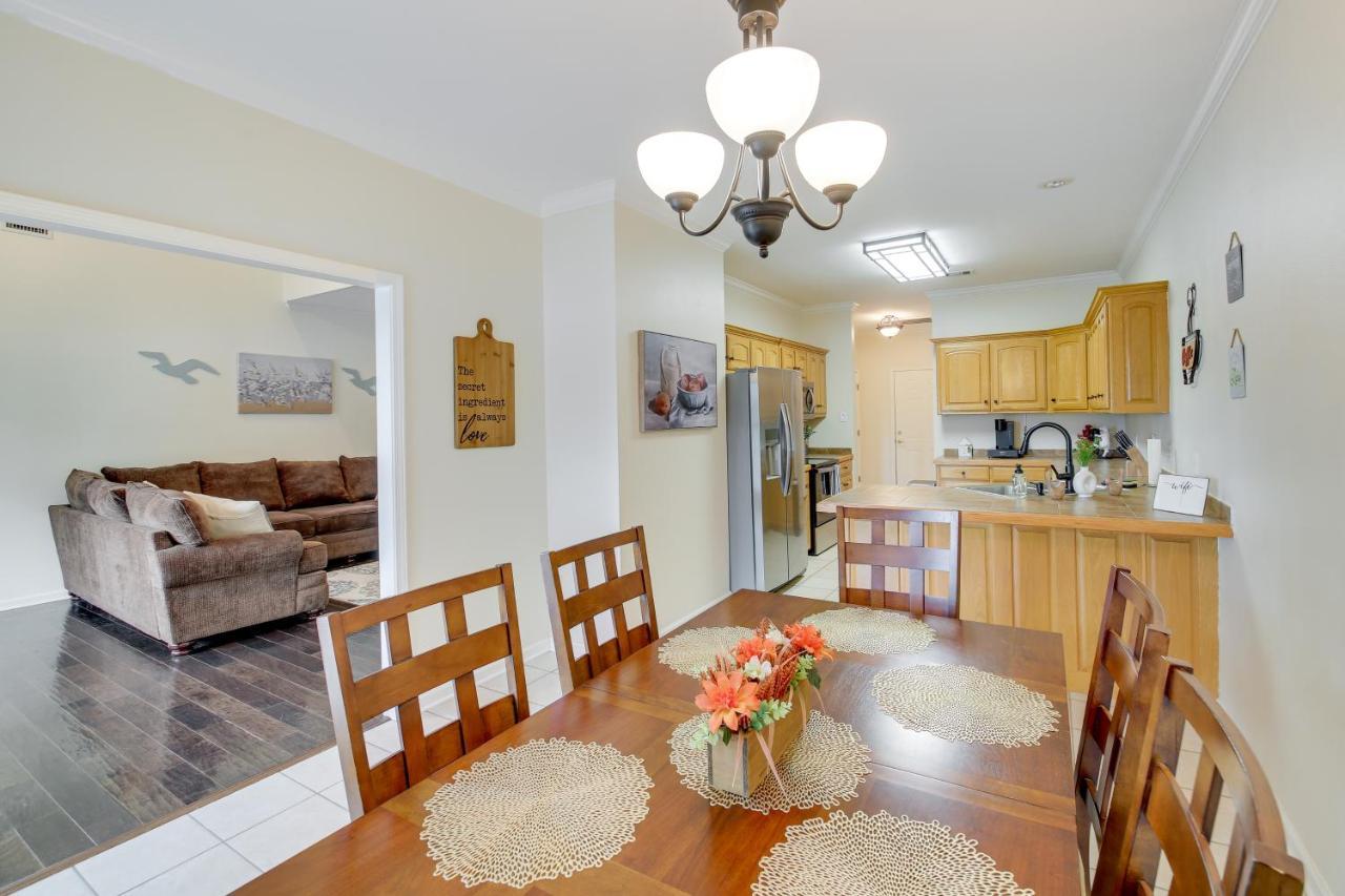 Hot Springs Riverfront Rental With Hot Tub And Deck! Екстер'єр фото